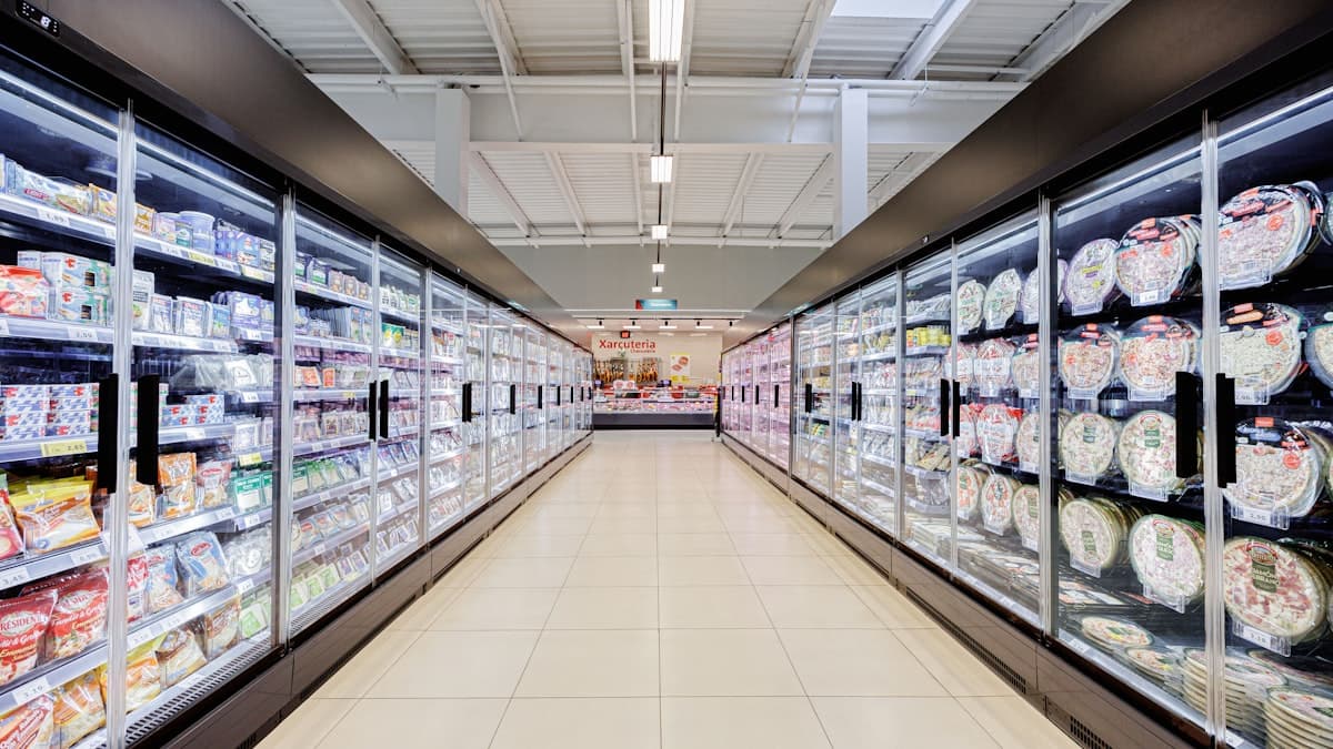 Walmart vs Kroger: Which Is Cheaper for Groceries in 2026?
